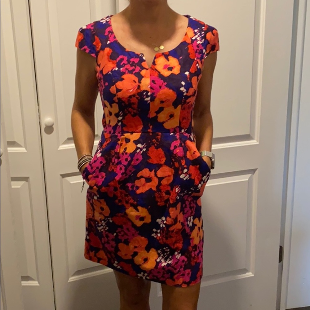 Shoshanna floral dress with pockets.